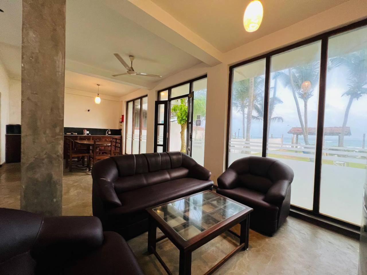 Ocean Breeze Villa Bussa Rum bild
